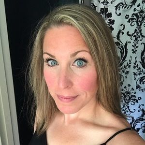 Meet your Posher, Kara